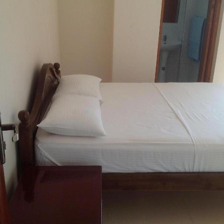 Araliya Blue Beach View Hotel Kudapaduwa Extérieur photo