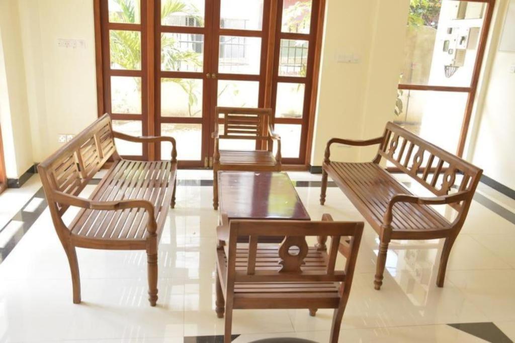 Araliya Blue Beach View Hotel Kudapaduwa Extérieur photo