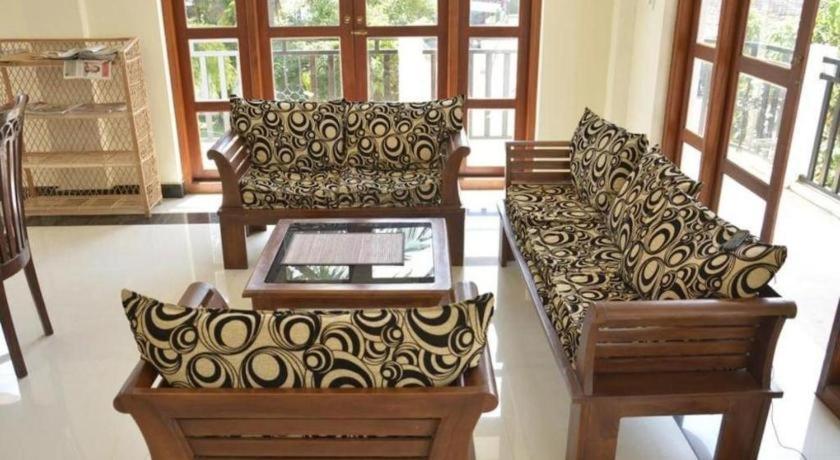Araliya Blue Beach View Hotel Kudapaduwa Extérieur photo